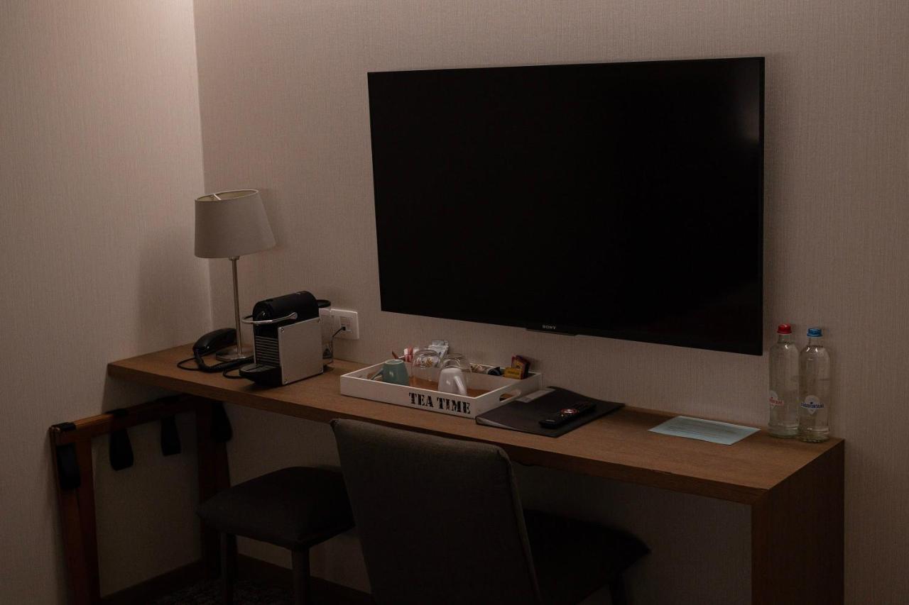 ホテル ラ カレシュ デュルビュイ エクステリア 写真