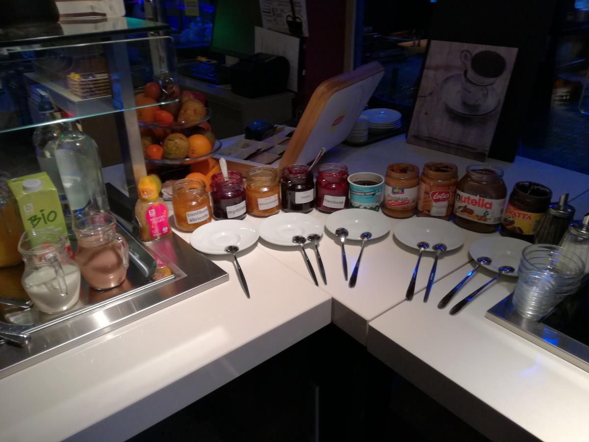 ホテル ラ カレシュ デュルビュイ エクステリア 写真